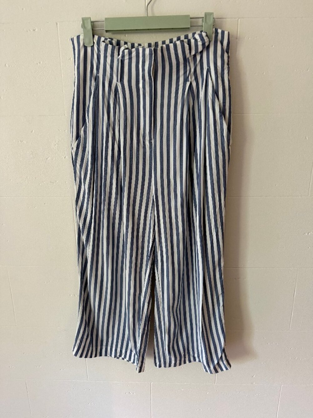 Ted Baker | Striped PJ Look Viscose Wide Leg Capris | SIze 8